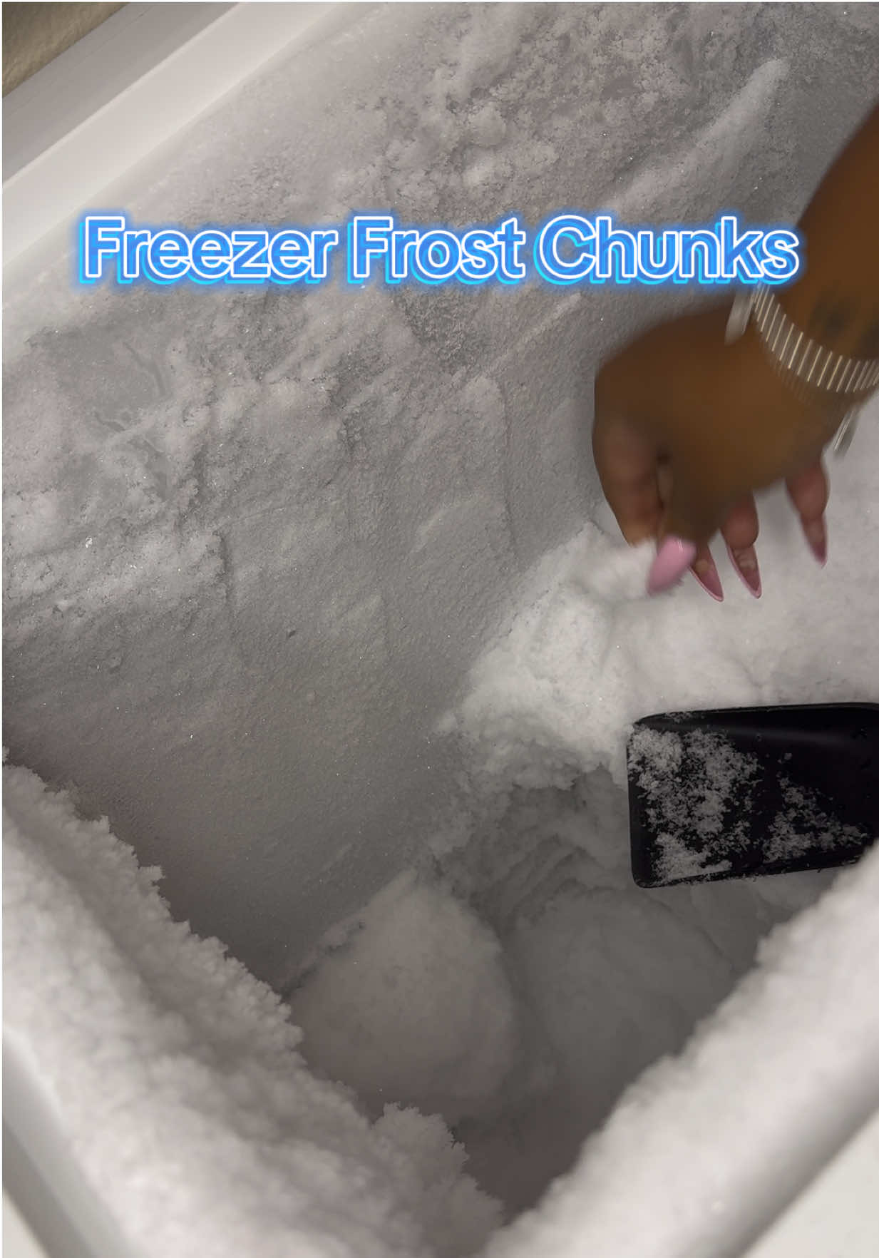 A few Chunks #fyp #asmr #freezerfrost #icefrostlovers #freezerfrostchuncks 