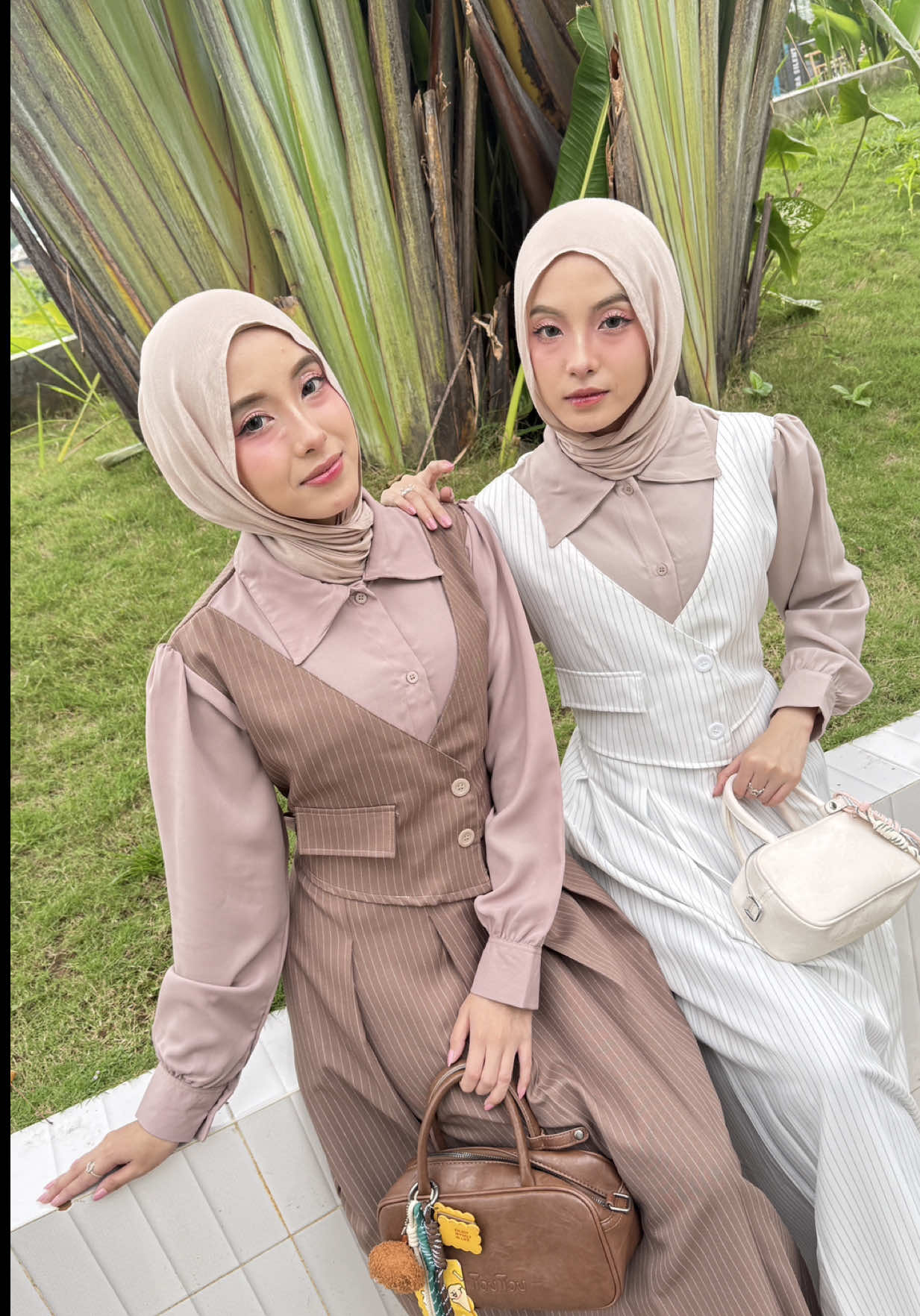 Kira kira mau lounching kapan nih? 😍 #promoguncang99 #oneset #vest #onesetrok 