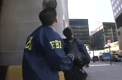 911 Dispatcher talking to someone in the World Trade Centre.