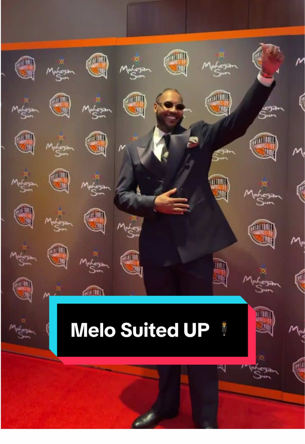 Melo in the building 🏢 Watch ‘25 Hoop Class Enshrinement Ceremony: SATURDAY 7:00 pm/et on NBA TV 📺 #NBA #basketball #HallOfFame #CarmeloAnthony #Melo 