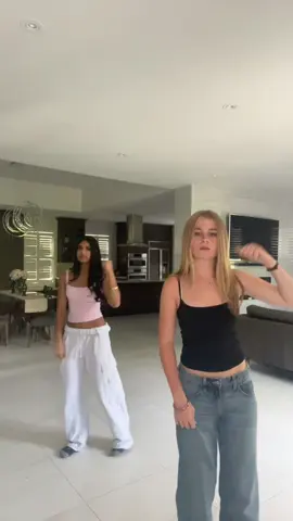 part 25 | buss down thotiana🙂‍↔️🙂‍↔️ #danceinspo #2people #fyp #backtoschool #ootdinspo 