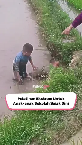 Sekolah Di China Latih Anak-Anak Dengan Cara Ekstrem 🤯🎒 #Viral #Trending #Heboh #FaktaNya #China 
