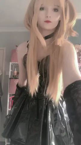 Doing this dance again hehehahah //  #misa #misaamane #deathnote #cosplay #misacosplay 