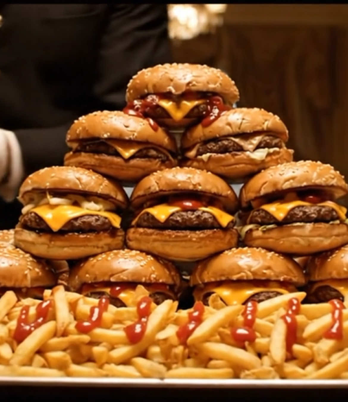 Which one are you picking? I think I have to go for the BBQ feast it looks so tasty and satisfying 🤤! #satisfyingfood #foodasmr #satisfying #asmr #aiasmr 