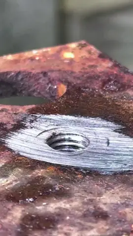 Remove Stuck Bolt #recycling #repairing #restoration #usatoday 