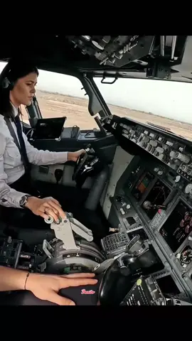 Guerreira fazendo linda decolagem Emirates 380