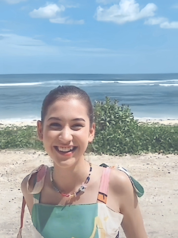 #sanmchelle11 #latipahnyasandrinna #sandrinnamichelle 