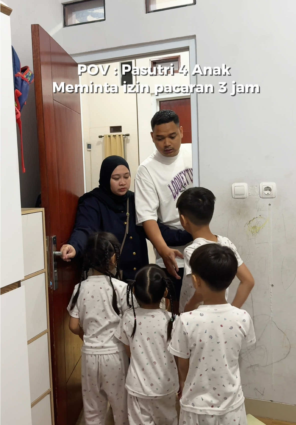 Sebelum pergi penuh wejangan, jangan nakal, kamarnya beresin, jgn tidur malam malam dll🙈😬😂