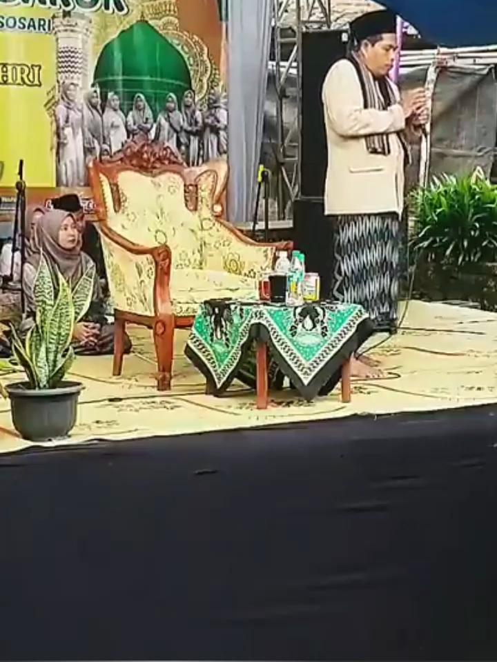 NGAJI KYAI SHORT CERAMAH LUCU BIKIN SAKIT PERUT PENGAJIAN LUCU KH MIFTAHUDIN ZUHRI PART19#ngajikyai #ceramahlucu #kyainusantara #fyp