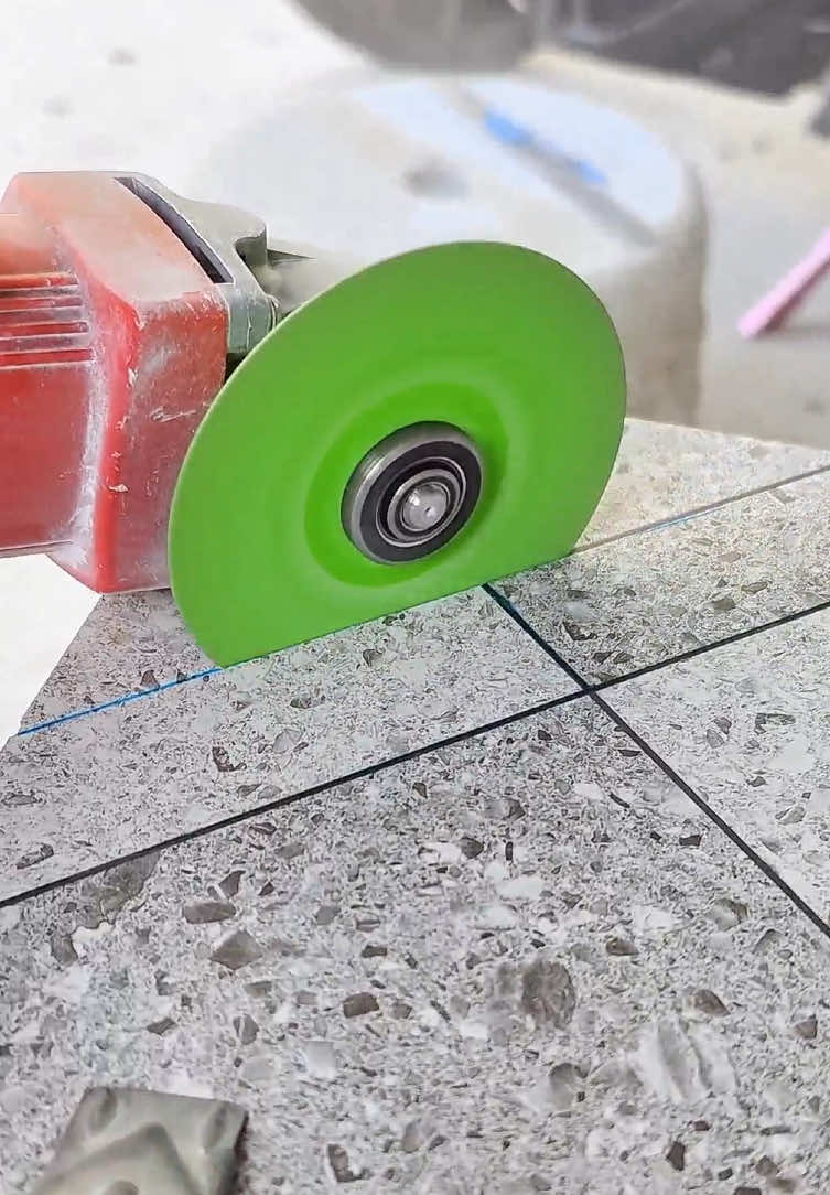 ASÍ DE SUAVE CORTA ESTE DISCO#cutting#polish#tools #work #DIY.