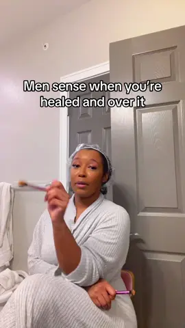 It’s like they get an alert to disturb your peace #dating #millennial #HealingJourney #women #ladies 