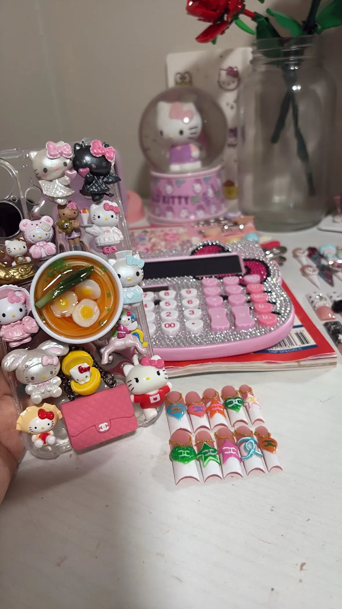IG-Neverpressednailz_ 🤍 #junkcase #pressonnails #SmallBusiness #girlythings 