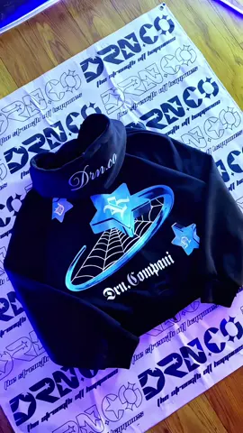 Pesona artikel baru yang wajib punya🤤🤩#fypシ#promoseruweekend#hoodiemurah#hoodiekeren#hoodieboxy#rekomendasihoodie#promomakangajian 