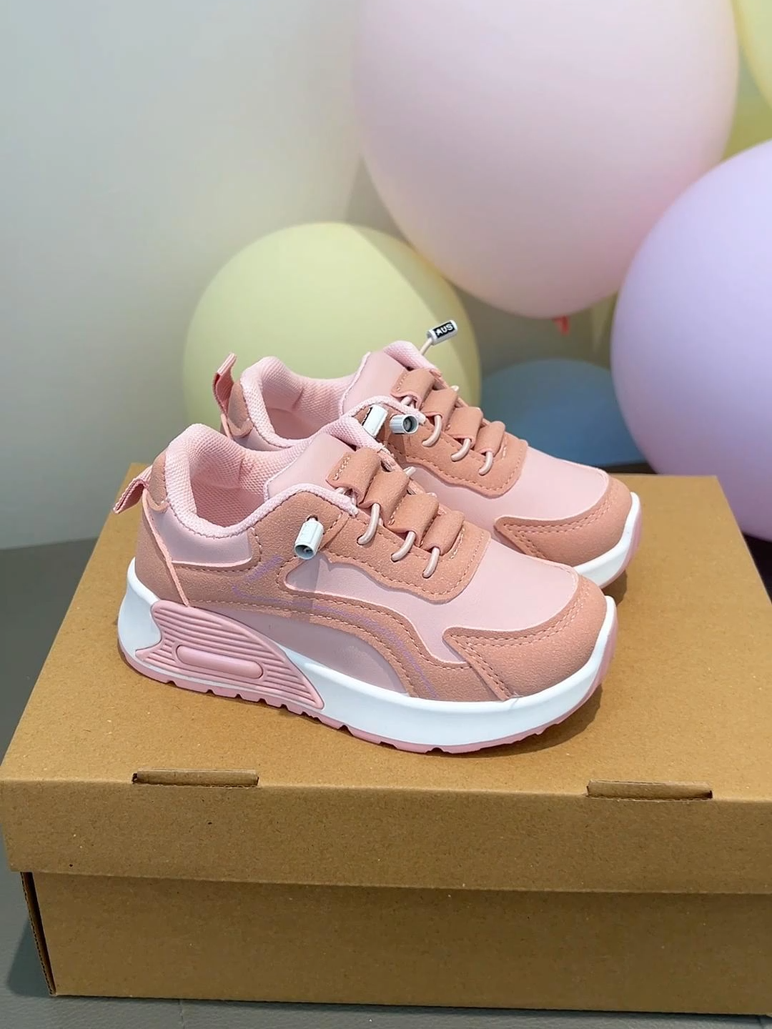 Gaya simple, mood si kecil langsung happy 💕#ootdanak #sepatuanaklaki #sepatuanak #sepatuootd #fashionanak #shoeskids #sepatucowocewe #shoesrecommendation #sepatuunisex #sepatuimport #ootdfashion #sepatuanakhits #outfitinspiration #babyfashion #cekoutsekarang #fashiontiktok #anaksekolah #kidsootd #sepatukeren #shoes #promoguncang99 #gajiansale #promoguncang #gajiansale99