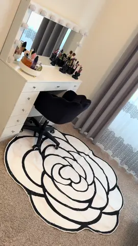 Modern Luxury Flower-Shaped Living Room Carpet, Soft Non-Slip Washable Area Rug for Bedroom & Office, Stylish Home Decor for Any Indoor Space #fouryoupage #modernluxurycarpet #flowercarpet 