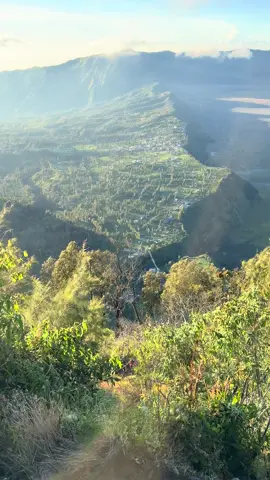 Bromo adem e ra umom bolo 😛 #fyp #fyppppppppppppppppppppppp #douyin抖音 #bromotenggersemeru 