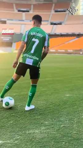 Antony bongkar kejamnya MU setelah gabung ke Betis 😳 #beritabola #sepakbola #football #trending 