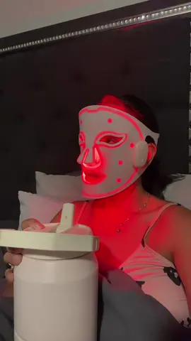 My Friday night lights 😂 #redlighttherapy #facemask #noshame #skincare 