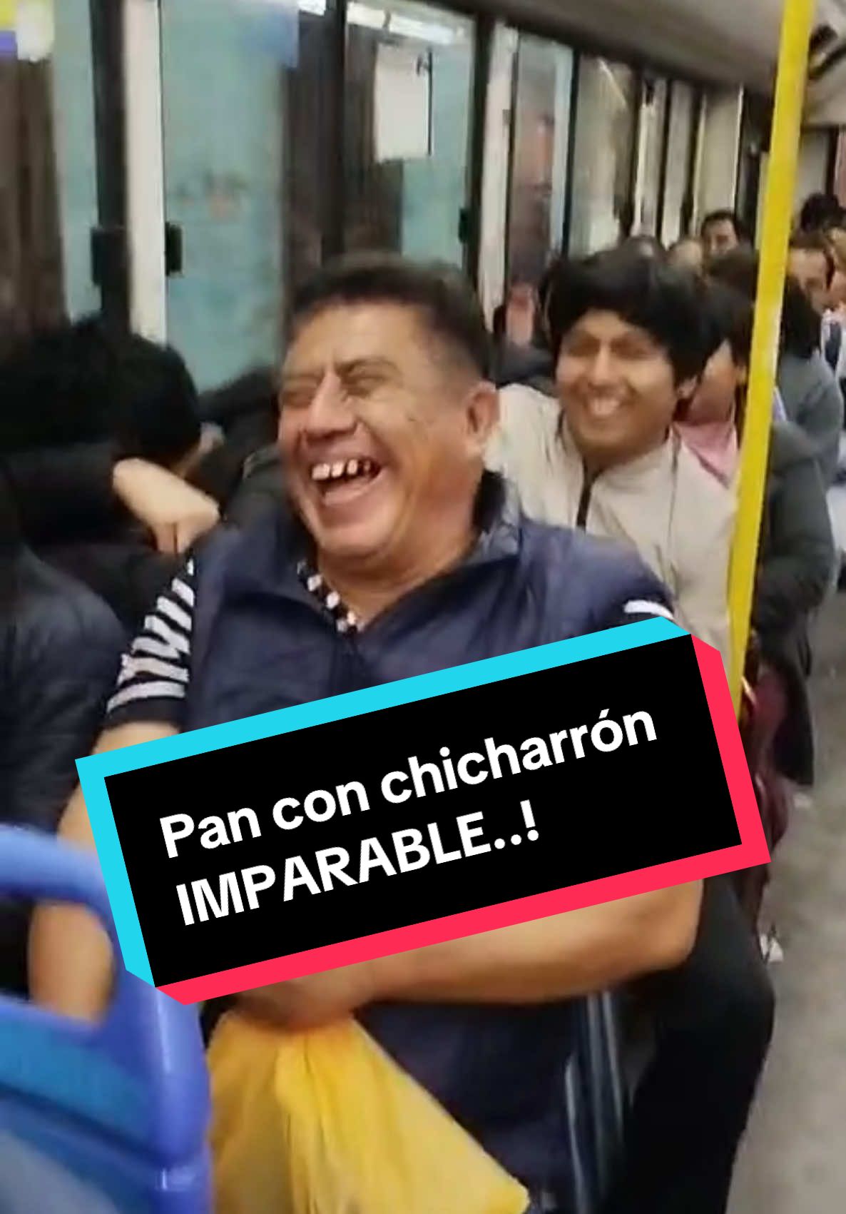EL MUNDIAL DE IBAI  Seguimos avanzando firmes y también poniendo la cuota de humor a cada momento vivido en el famoso mundial de desayunos, arriba el Perú y sigamos votando por el mejor desayuno del MUNDO #panconchicharron  #viral #parati #humor #tiktokusa #tiktoklaughs  #peruanosenusa🇺🇸🇵🇪  #peruanosenelmundo  #busesperuanos 