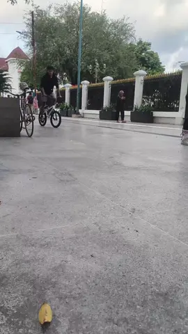 #bmxstreet #bmx #bmxbike 