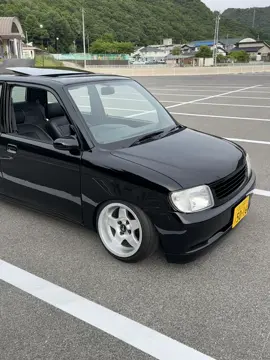 5月に手放したけど、置けるならいつまでも保管しときたかったな 。L700は3台乗ったけどやっぱツインカムターボは楽しい #ミラジーノ #サンルーフ 