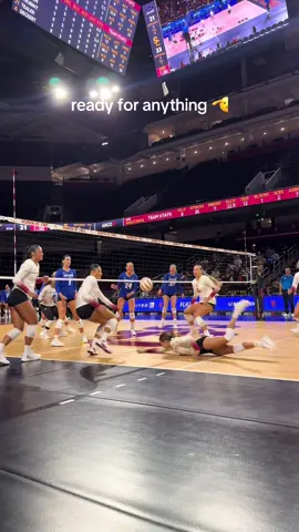 @megan!!! is on 🔥 #defense #dig #fyp #usc #volleyball