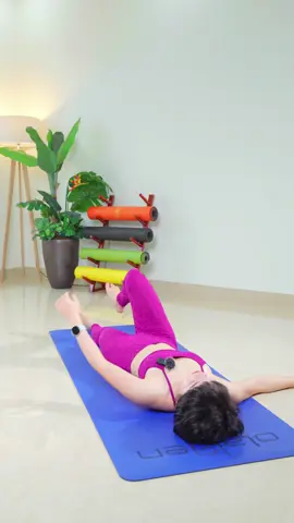 Hết đau thắt lưng, thoát vị đĩa đệm chỉ với 4 động tác đơn giản tại nhà #hoanguyenyoga #yogatainha