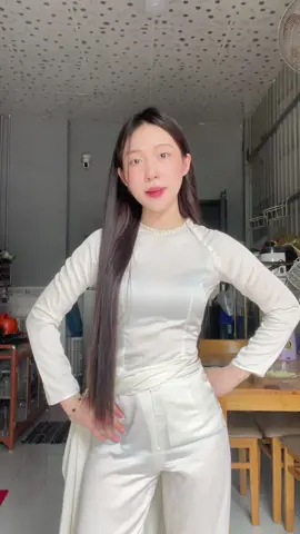 Bác trai à 😆😆