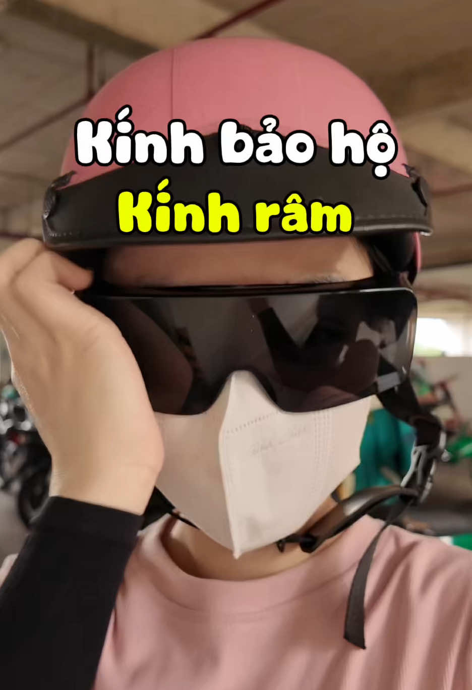Kính bảo hộ nè mấy bà 