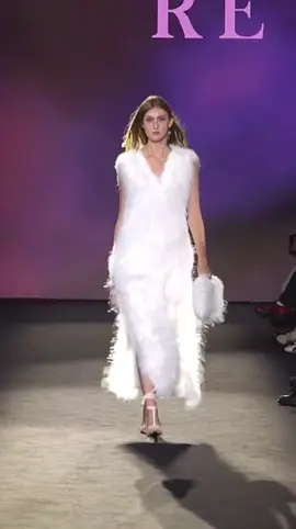 Day 1 - Seoul Fashion Week ✨ Brand - ReRhee  #Runway #model #runwaywalk #seoulfashionweek 