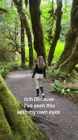 Who else? 📍HOH Rainforest, Washington #hohrainforest #olympicnationalpark #washington #westcoast #washingtonstate 