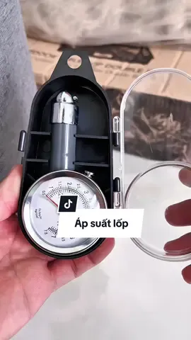 Dụng cụ đo áp suất lốp ô tô và xe máy tiện dụng. #dungcudoapsuatlop #doapsuatlop 