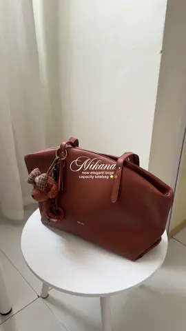 love this totebag! perfect color, perfect size 👜⭐️ #totebag #shoulderbag #everydaybag #unibag #mikana 