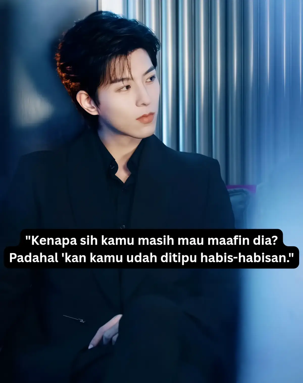 Aku tau, ia tidak pernah takut untuk bertemu kematian jika itu artinya ia dapat melindungiku dan membuatku tetap hidup. Aku memang murka tapi aku tidak bisa berdusta, bahwa aku juga telah terlanjur mencintainya.  #huangxing #kipukaqiu #xingqiu #desiretheseries #fyp 