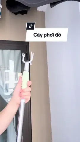 Có cây phơi đồ thì phơi cao mấy cũng okela nè 🤩👍🏻👔👕👚👗#cayphoidogapgon #cayphoiquanao #saophoido #phoiquanao 