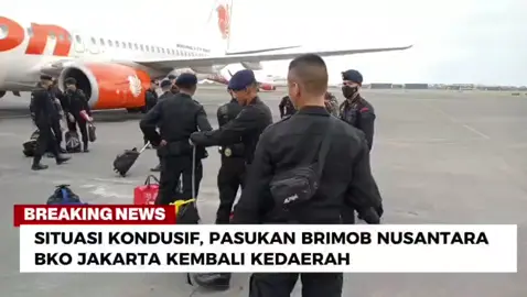 info terbaru, Pasukan Brimob BKO Jakarta Kembali kedaerah #demodpr #dpr #demohariini #jakartahariini #trending fyp viraltiktok 