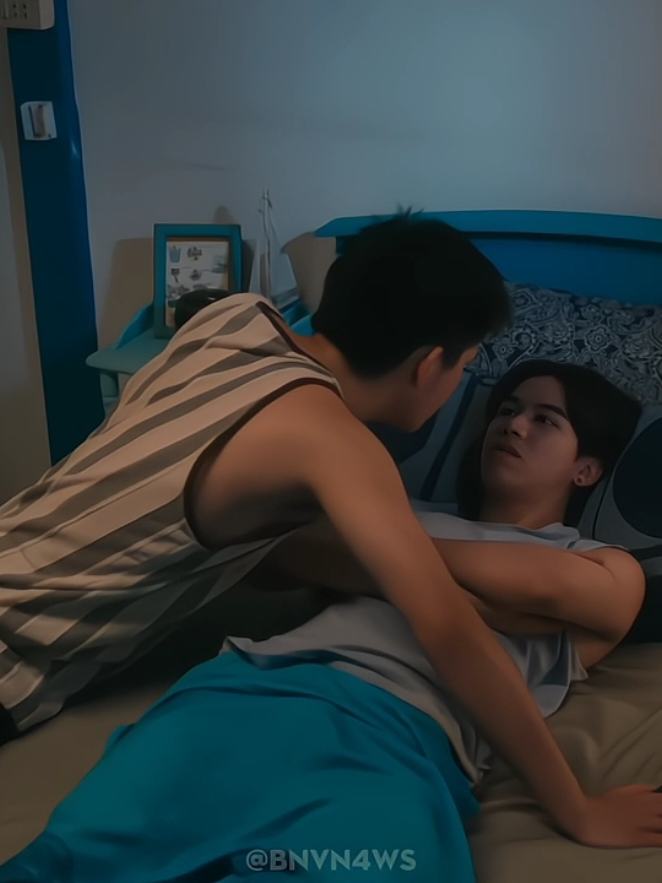 : bay luôn =)))) ===== #ThatSummerSeries #winnysatang #winynny #satangks #bnvn4ws 