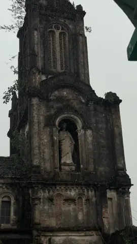 Bão tố ngoài kia, lòng ta vững vì có Ngài 🖤 #nhàthoconggiao #catholic #juses #catholictiktok #church
