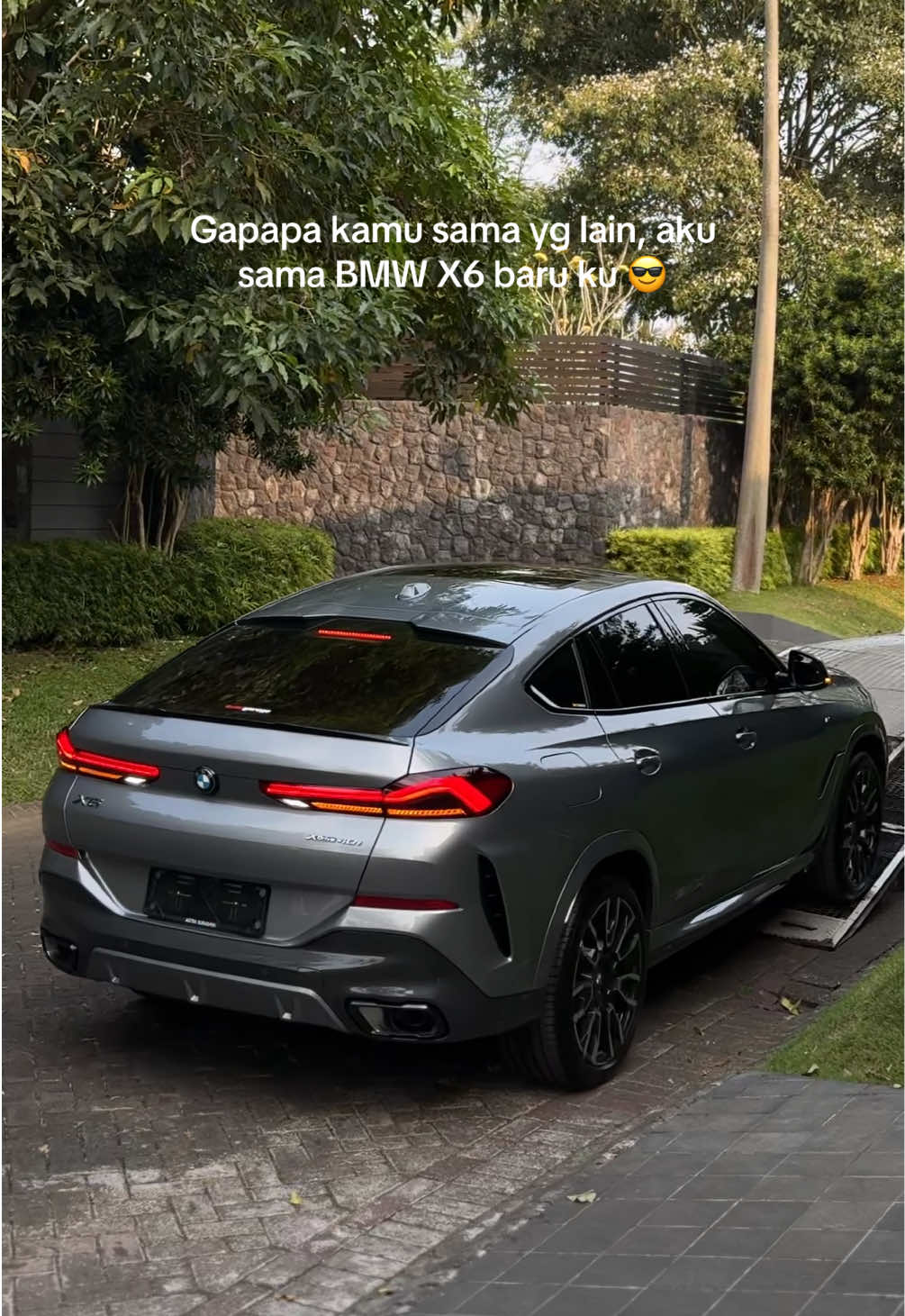 Bebas kalo sama ketua mah 😎