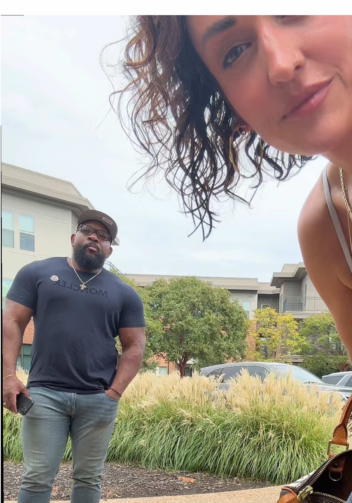 Well we tried… my husband doesn’t always want to be in videos but after the nonsense of trying to get it to prop I said f it, will try again another day.  Day date was a success otherwise 