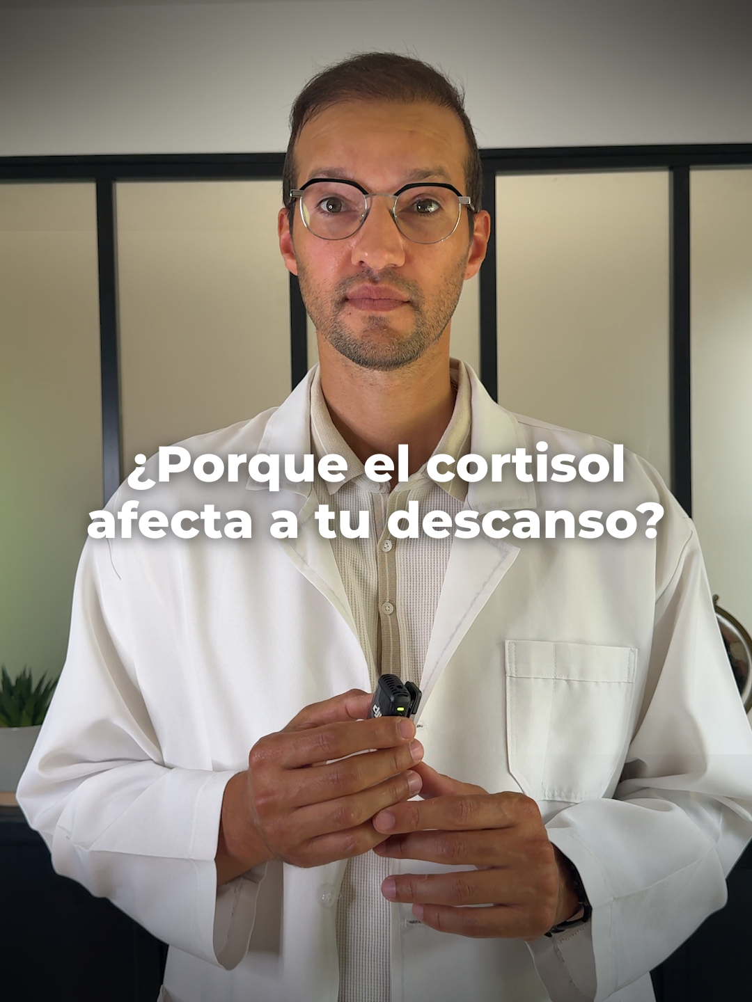 😴 ¿Te despiertas en medio de la noche  y no lográs volver a dormirte? 😴 🩺 Muchas veces, la causa no está en tus hábitos, sino en el cortisol: la hormona del estrés. Cuando sus niveles no disminuyen por la noche, el cuerpo “cree” que aún debe estar despierto. Esto puede generar insomnio, fatiga, ansiedad y hasta cambios en tu peso y estado de ánimo. 🛌 Te muestro técnicas simples para regular tu cortisol y dormir profundamente. Escríbeme CORTISOL para más información. #Neurología#Sueño #DormirMejor #AdiósInsomnio #SueñoProfundo