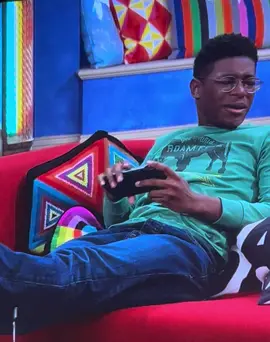 This happnes when you want a snack but you don’t want to get up #kcundercover #kcundercover #kcundercover #kcundercover @Disney+ 