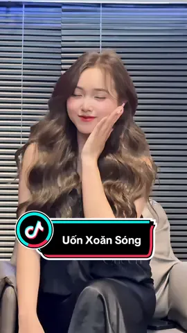 Xoăn sóng cực xinh dành cho mấy ní tóc dài thích làm xoăn nè #queenhairsalonquan7 #queenhairsalonq9 #xuhuongtiktok #queenhairsalon 