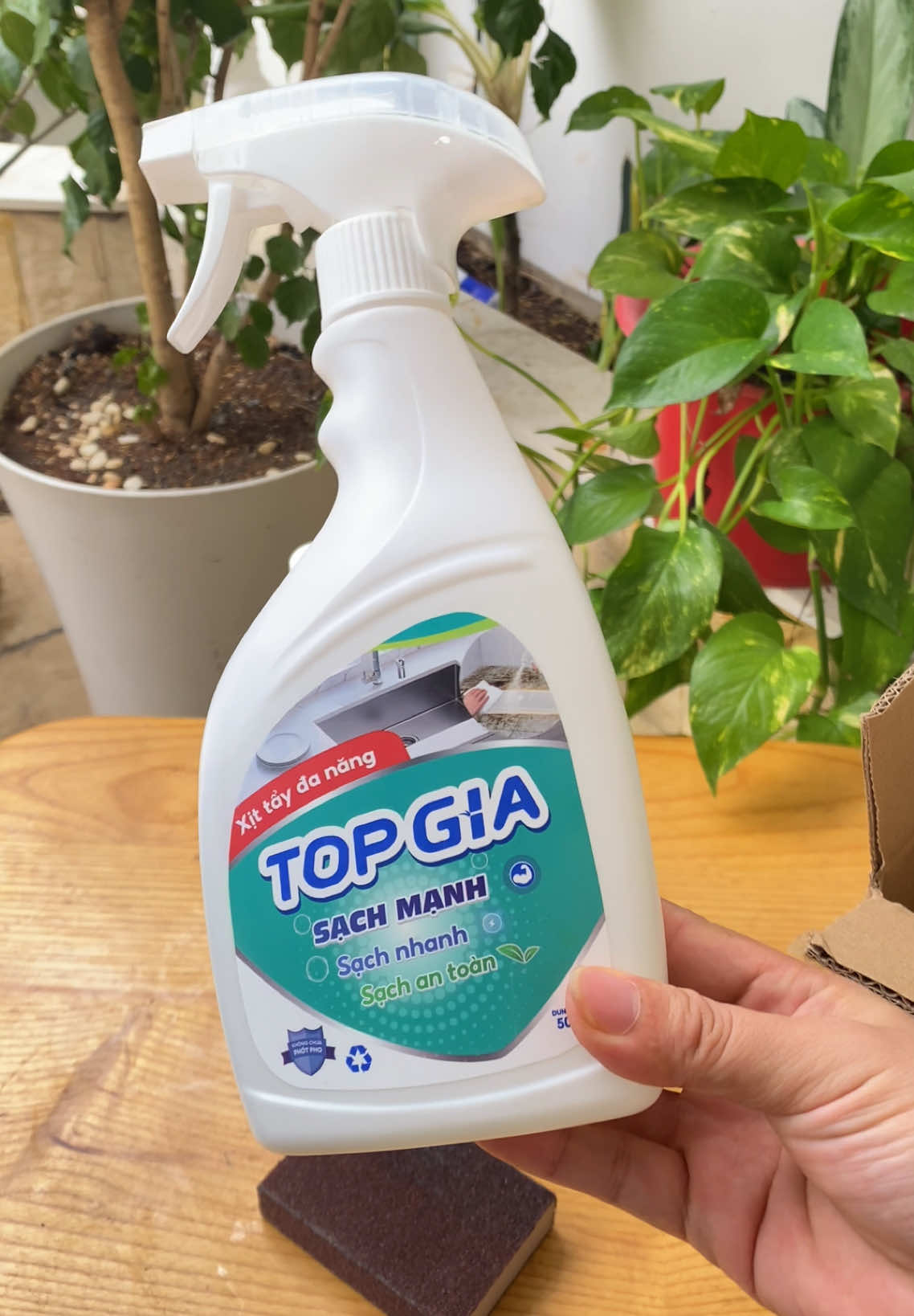 Xịt tẩy đa năng nhà Topgia đang có mã #xittaydanang #topgia #xuhuong 