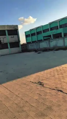 وتبقى لبعض الأماكن ذكريات، تهمس قائلةً: لقد كنت هنا يومًا ما، هنا ضحكت، وهنا بكيت، هنا مرّ حلم، وهنا توقف زمان