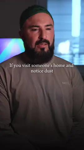 When someone welcomes you into their home, they’re not just opening their door - they’re opening their heart. They’re sharing their space, their time, their provisions with you. And if your first instinct is to notice what’s wrong, what’s missing, what’s not perfect... the issue isn’t with their hospitality. It’s with your gratitude. The Prophet ﷺ taught us to lower our gaze from what is private. But we should also lower our gaze from finding faults in those who show us kindness. #Gratitude #Hospitality #HeartOverHouse #IslamicWisdom #Kindness    