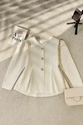 Bajunya rapi, bahan nyaman dipakai, dan terlihat elegan.#tiktokshop #reviewfashion #berandatiktok 