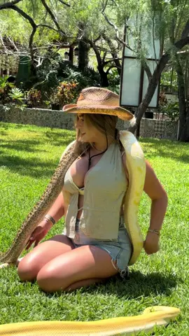 Detrás de cámaras 🎥 #fyp #viralllllll #f #chicaregia #fyppppppppppppppppppppppp 