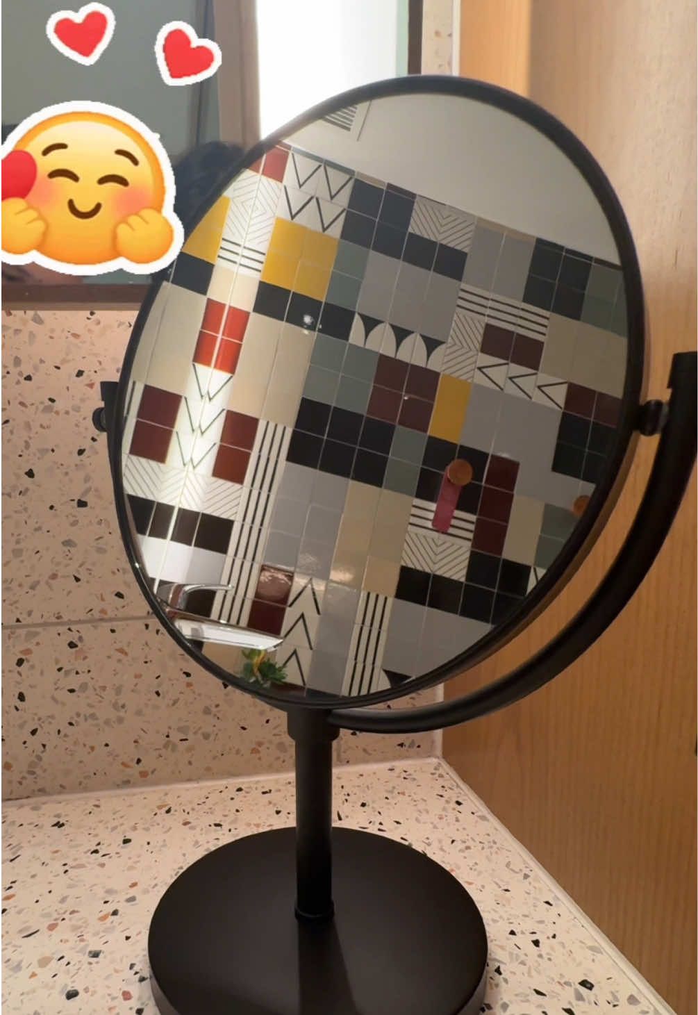 Simple High-definition Rotating Desktop Mirror Rotating European-style Metal Makeup Mirror Metal Art Dormitory Beauty Mirror Desktop  #mirror #homedecor #aesthetic #housedesign #tiktokfinds 