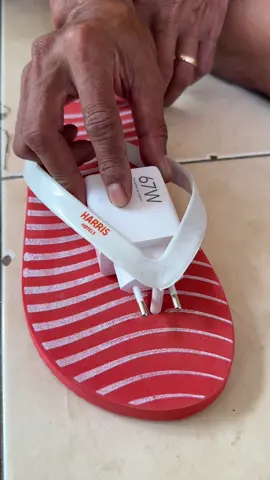 Tempat HP dari sendal jepit #viral #trendingtiktok #tutorial #fypシ゚ #DIY 